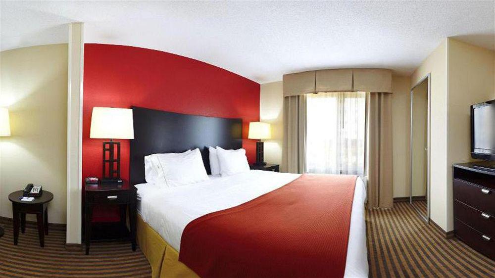 Express By Ihg 3*